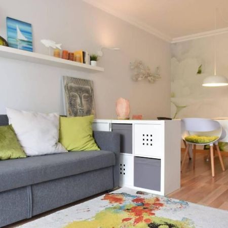 Brina, Stylish Apartment In Portimao Exterior photo