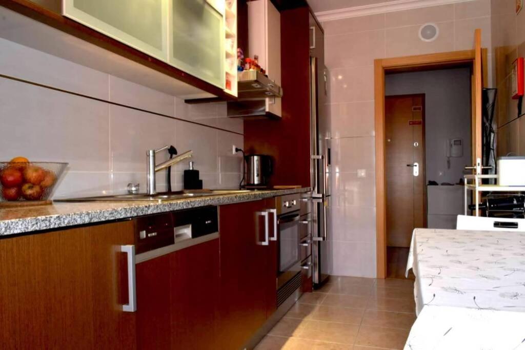 Brina, Stylish Apartment In Portimao Exterior photo